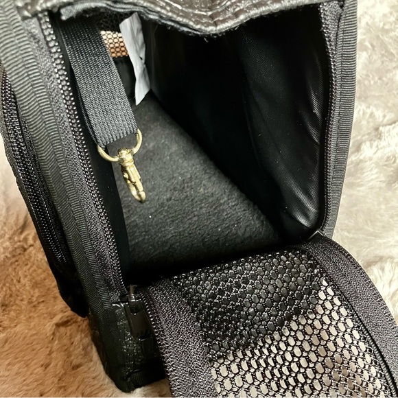 One-of-a-kind black snakeprint small pet carrier by Daba Doo Collection like new - Picture 6 of 12